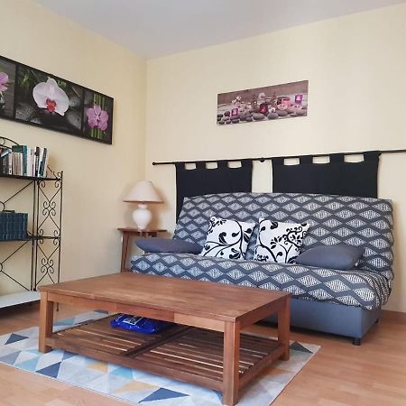 Charmante Maisonnette 2 Personnes Avec Wifi Surgères Exteriör bild
