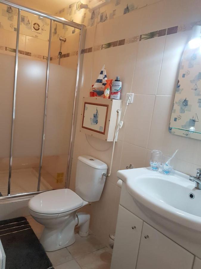 Charmante Maisonnette 2 Personnes Avec Wifi Surgères Exteriör bild