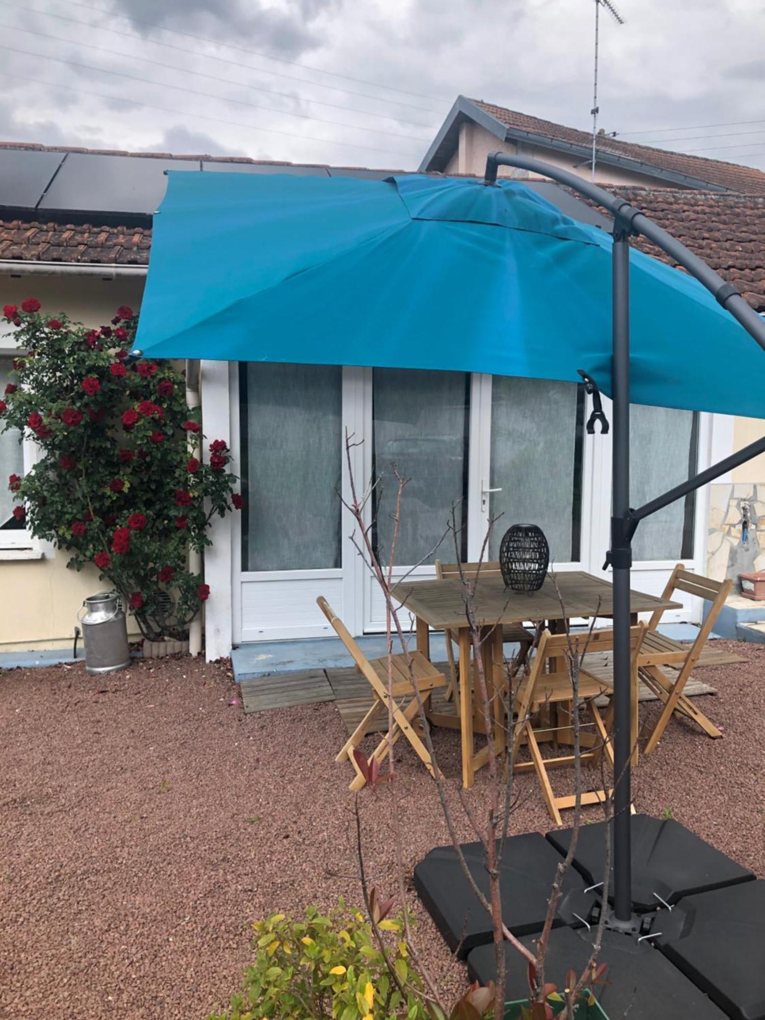 Charmante Maisonnette 2 Personnes Avec Wifi Surgères Exteriör bild